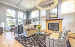 Best Western Plus Dixon Davis