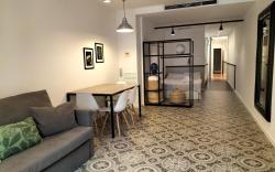 Apartamentos Liceu by gaiarooms
