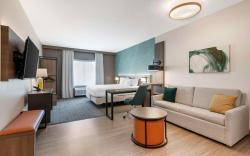 Comfort Suites