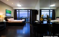Amazing Upper Floor Studio Gramercy Makati 4324