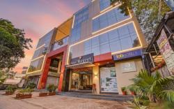 FabHotel Regent Inn - Nr. SkyWalk Bridge