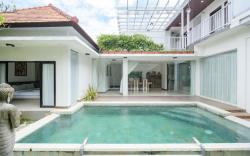Puri Gading Villa Jimbaran by The Lavana (5 Bedroom Villa)