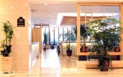 Fontana Beach Hotel