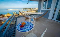 Vista Mare Apartments