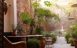 El Patio 77 B&B