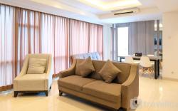Spacious Elegant 3BR Supermall Mansion By Travelio