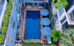 The Rabbit Hole Hotel & Spa