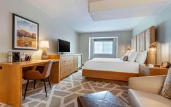 La Quinta Inn & Suites by Wyndham Tempe University / Phoenix