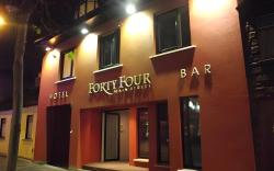 Forty Four Main Street Hotel