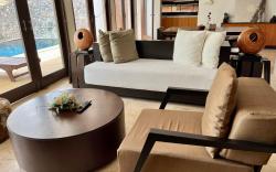 Peaceful two bedroom villa by the sea