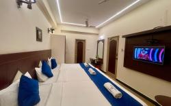 AKG LODGE