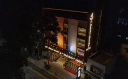 The President Hotel Kumarapark