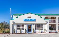 Motel 6 Walterboro, SC