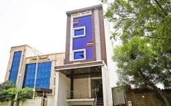 THE KAMLA PALACE