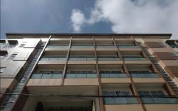 TRIPLE E CONDOTEL