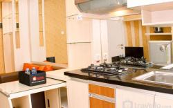 Nice Strategic 2BR Green Pramuka City By Travelio
