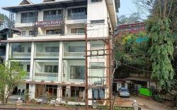 Golden Peaks Hotel