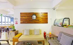 Leisure Lodge