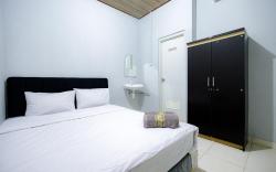 Marcello Residence Siwalankerto near Petra University Surabaya Mitra RedDoorz