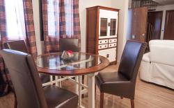 Holiday Rentals Tempa Museo                                                     