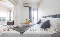 Cozy Oasis near Ikea TRX Mall King Size Bed 100mb