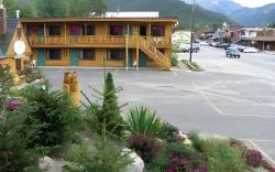 Spirit Lake Lodge