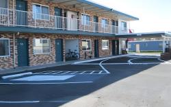 Seven Seas Inn & Suites