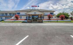 Motel 6 Front Royal, VA