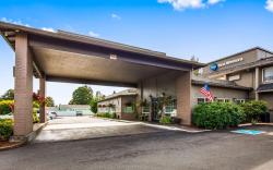 Best Western Oak Meadows Inn