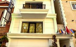 Loren Hotel & Suites