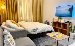 Hannah’s Morning Sun - Studio Room