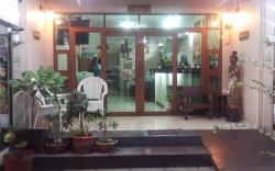 Khunmaiplace Room