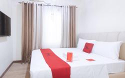 RedDoorz Plus @ Cuarto Verde Staycation
