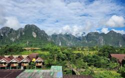 Vang Vieng Sky Mountain Hotel