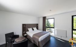 Adonis Dijon Maison Internationale