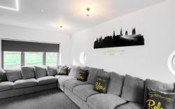 The Leeds Gathering - Hot Tub - EV Charging