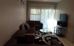 Easy  Walk To Gautrain Central Apartment Sandton