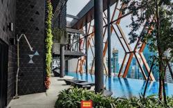 Scarletz Suites KLCC by Mana Mana