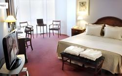 Plaza Real Suites Hotel