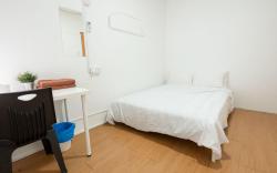 Aimelia guest house by Gtraveler(A4)(Share Toilet)