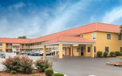 Days Inn by Wyndham Barnwell