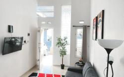 Omaira Homestay di Batu