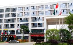 GreenTree Alliance Huzhou Changxing Zhebei Business Square Hotel