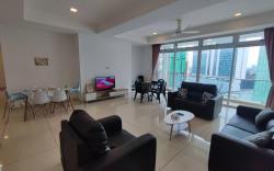 KSL 4 Bedroom (Private Lift) 7Queen 2Single 16pax