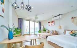 Studio Apartment with Pool (Phuong House)