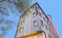 Super Townhouse Hotel Impact