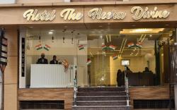 Hotel The Heera Divine By WB Inn