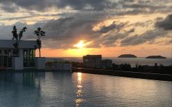 Sunset Seaview Vacation Condos @ Infinity Avenue