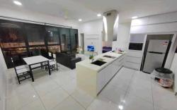 B15~Mid-Valley Southkey Mall~Smart TV~24/7 Support