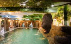 HELLO VILLA & SPA 